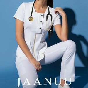 ❤Jaanuu zip white pant/ FIRM PRICE❤